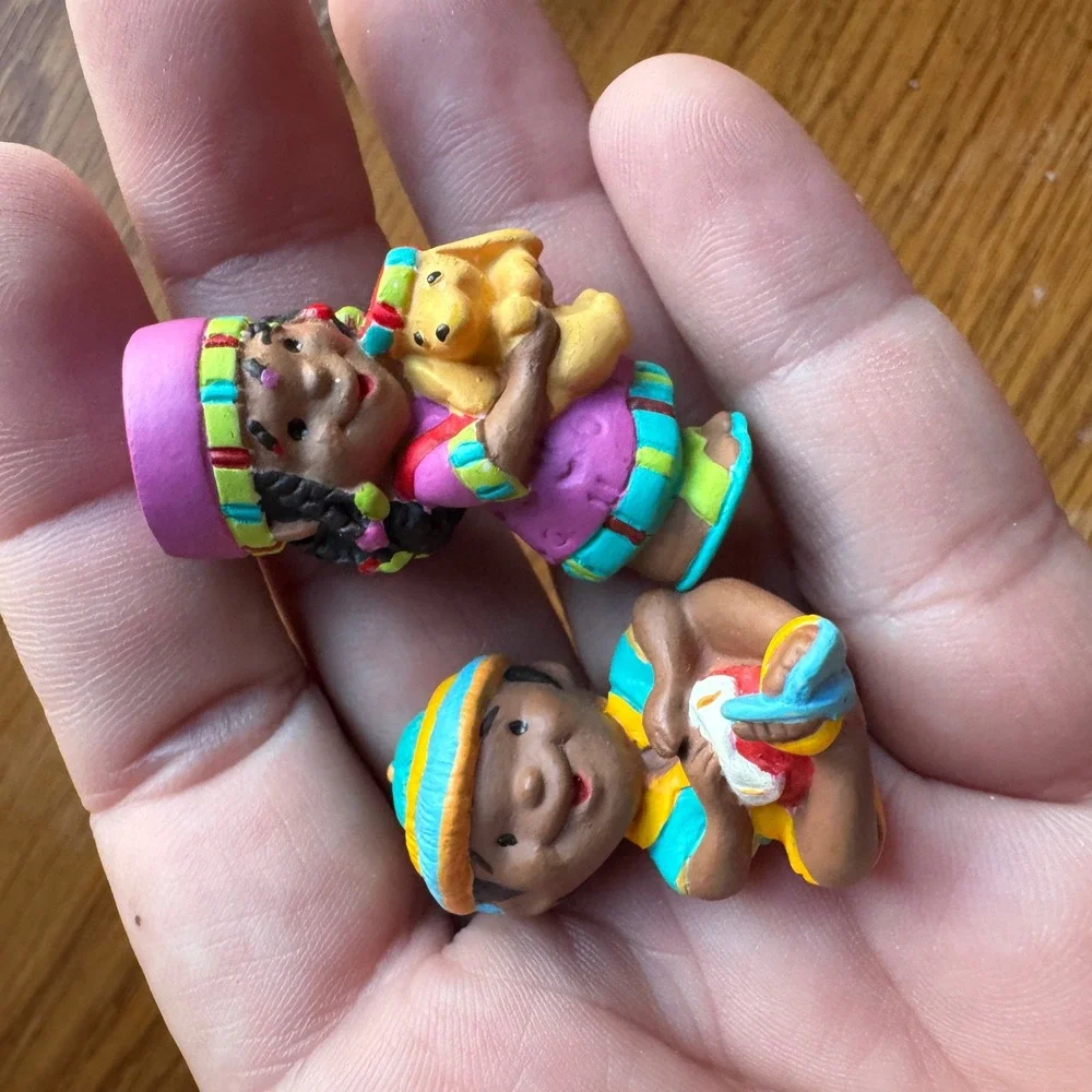 Merry Miniatures Penda Kids‎ 2 Piece Set 1995 Hallmark Collectible Figurines